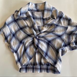 cropped blue flannel shirt